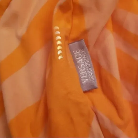 ❤ VERSACE BLOUSE - Picture 4 of 4